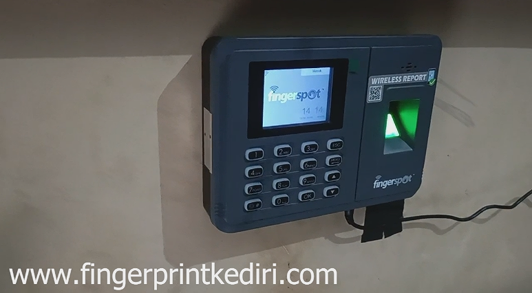 <p>Apa itu Fingerspot Revo W-231N ? fingerspot W-231N&nbsp; merupakan salah satu alat absensi sidik jari modern ang dikembangkan oleh brand ternama Fingerspot. Roduk ini dirancang untuk menjawab kebutuhan Perusahaan dalam hal pencatatan kehadiran karyawan yang akurat, praktis, dan efisien dilengkapi dengan fitur fingerprint scanner koneksi LAN/Wi-Fi, dan kemampuan menyimpan ribuan data sidik jari dan absensi, Revo W-231N menjadi pilihan unggul di kalangan instansi pemerintah, sekolah, Perusahaan swasta, hingga toko ritel.</p><p>&nbsp;</p>
